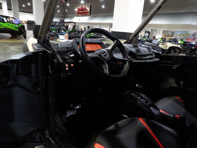 2023 Can-Am Maverick Sport X mr 1000R Base