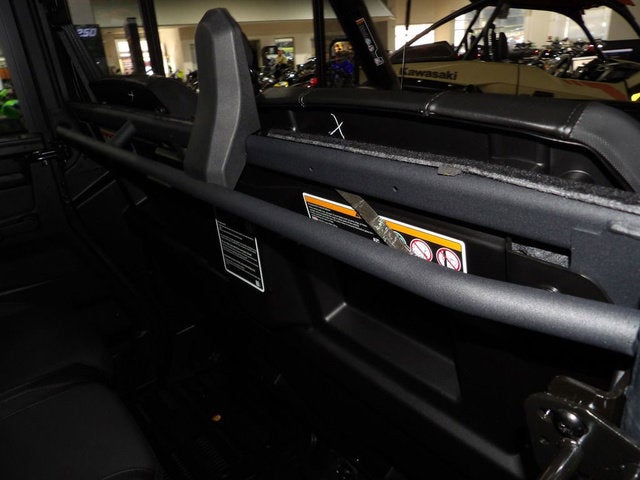2026 Can-Am Defender MAX XT CAB HD11 With 10.25 in.display Base