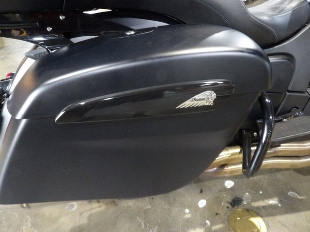 2023 Indian Pursuit Dark Horse with Premium Package Black Smok Base