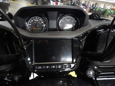2023 Indian Pursuit Dark Horse with Premium Package Black Smok Base