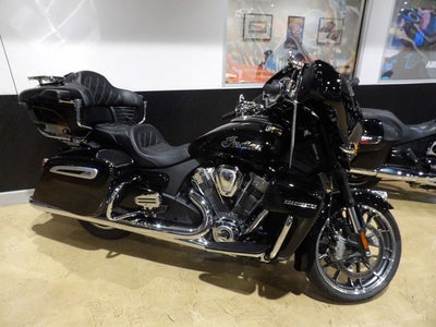 2023 Indian Pursuit Dark Horse with Premium Package Black Smok Base