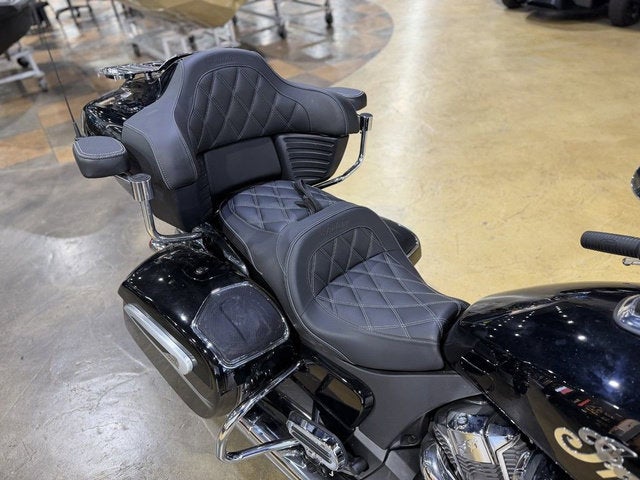 2025 Indian Roadmaster PowerPlus Limited 112 w/PowerBand Blac Base