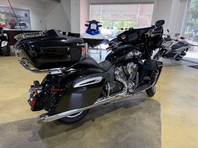 2025 Indian Roadmaster PowerPlus Limited 112 w/PowerBand Blac Base
