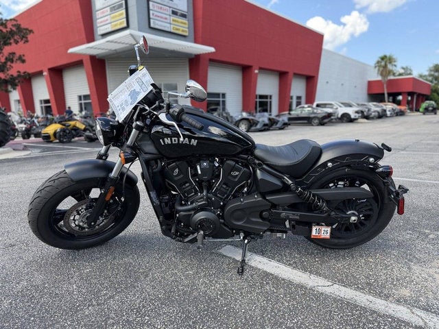 2025 Indian Scout Sixty Bobber Black Metallic Base