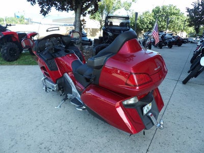 2016 Honda Gold Wing Audio / Comfort / Navi / XM / ABS