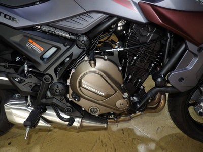2023 QJMOTOR SRK700 (QJ700-8A) Base