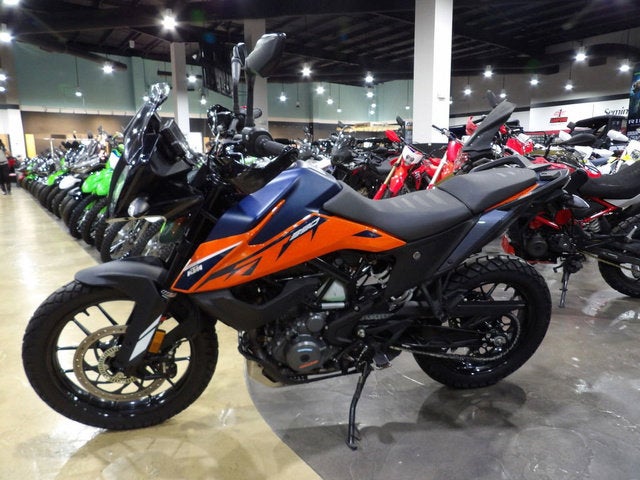 2022 KTM Adventure 390