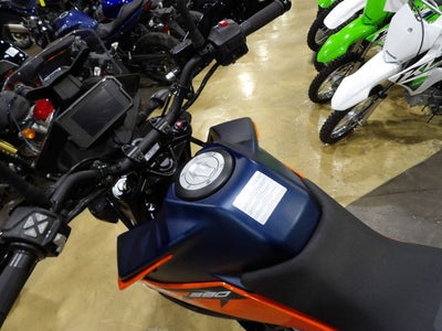 2022 KTM Adventure 390
