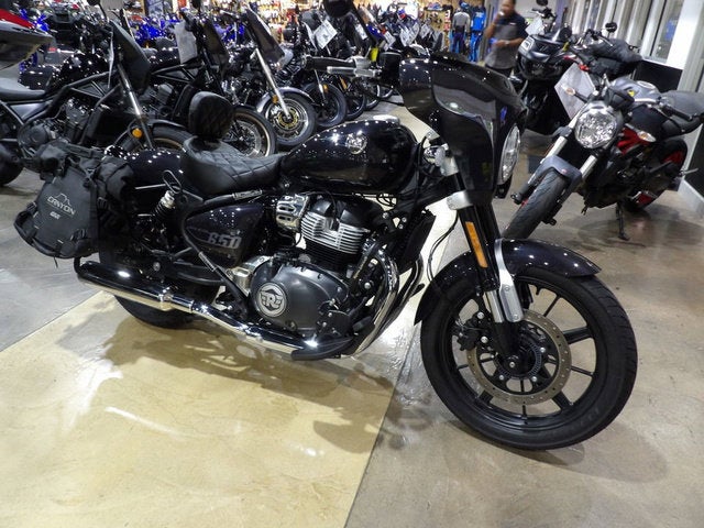 2024 Royal Enfield Super Meteor 650