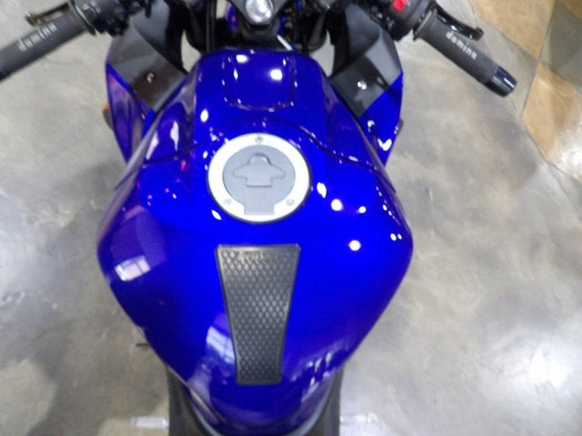 2024 Yamaha YZF R3 ABS