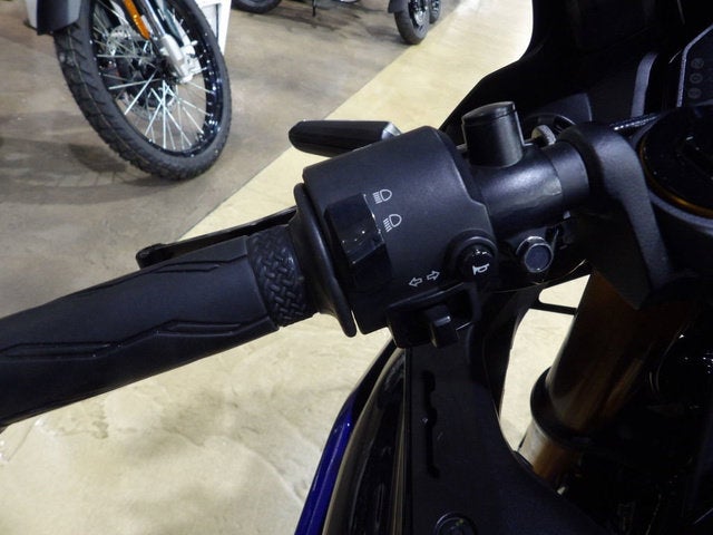 2025 Yamaha YZF-R3 R3 ABS