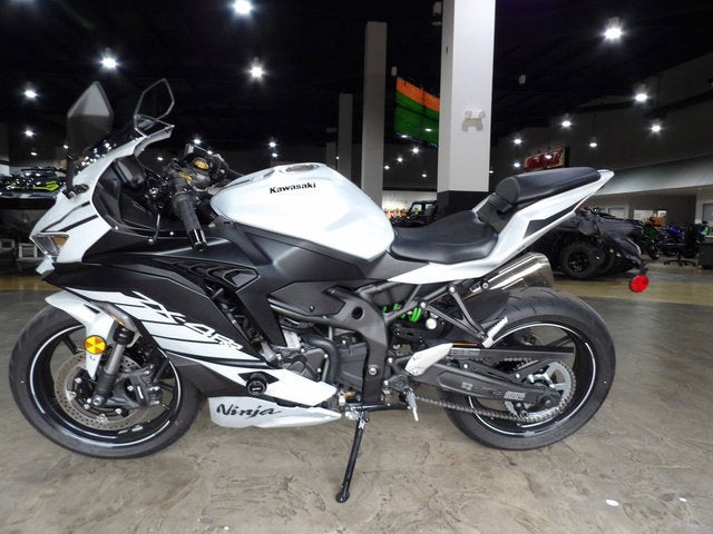 2025 Kawasaki NINJA ZX -4RR ABS Base