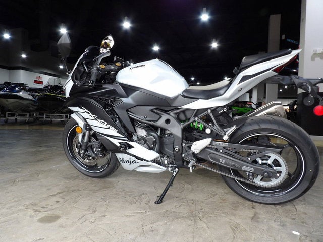 2025 Kawasaki NINJA ZX -4RR ABS Base