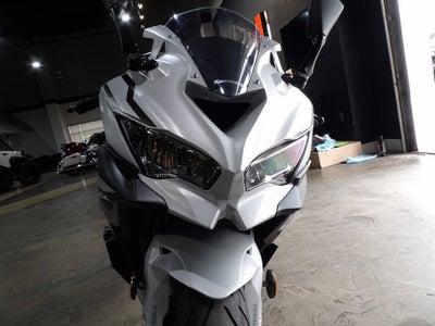 2025 Kawasaki NINJA ZX -4RR ABS Base