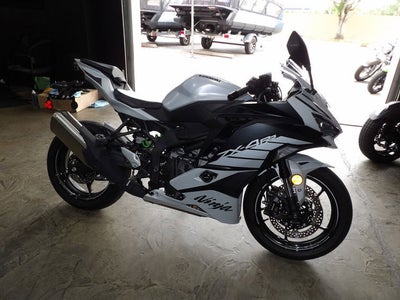 2025 Kawasaki NINJA ZX -4RR ABS Base