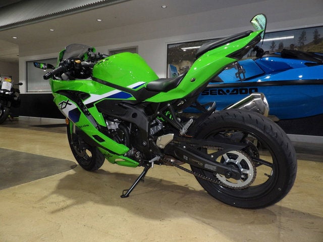 2026 Kawasaki Ninja ZX -4RR ABS Base