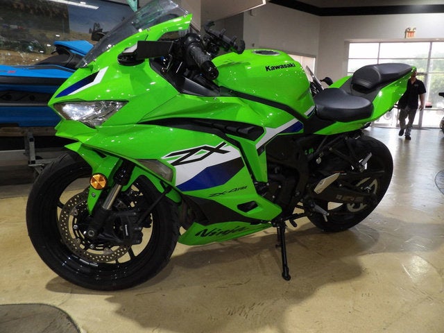 2026 Kawasaki Ninja ZX -4RR ABS Base