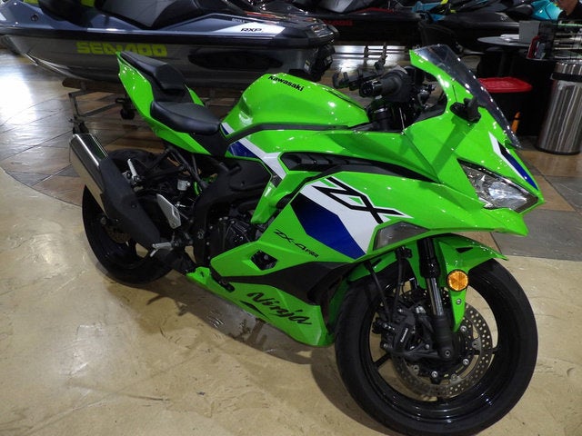 2026 Kawasaki Ninja ZX -4RR ABS Base