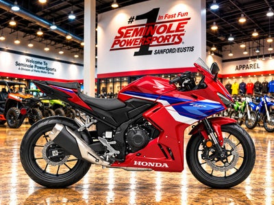 2026 Honda CBR500R Base