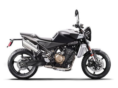 2025 Husqvarna SVARTPILEN 801