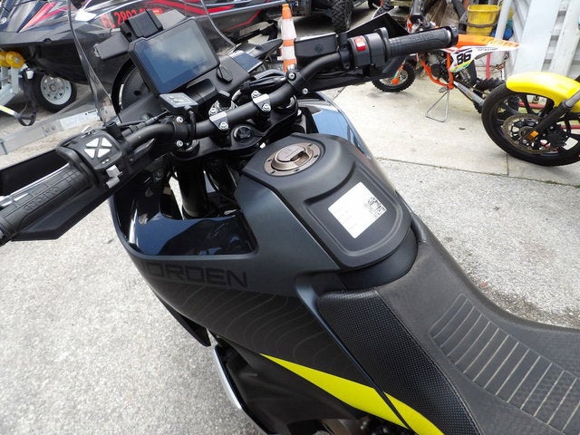 2023 Husqvarna Norden 901