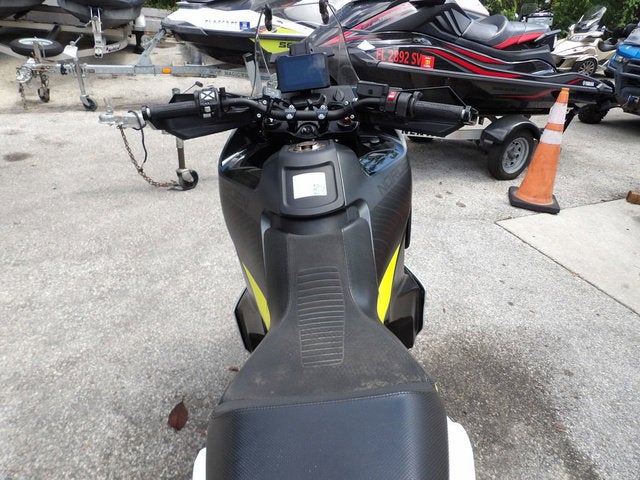 2023 Husqvarna Norden 901