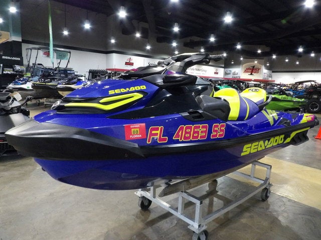 2020 Sea-Doo Wake Pro 230 IBR & Sound System Base