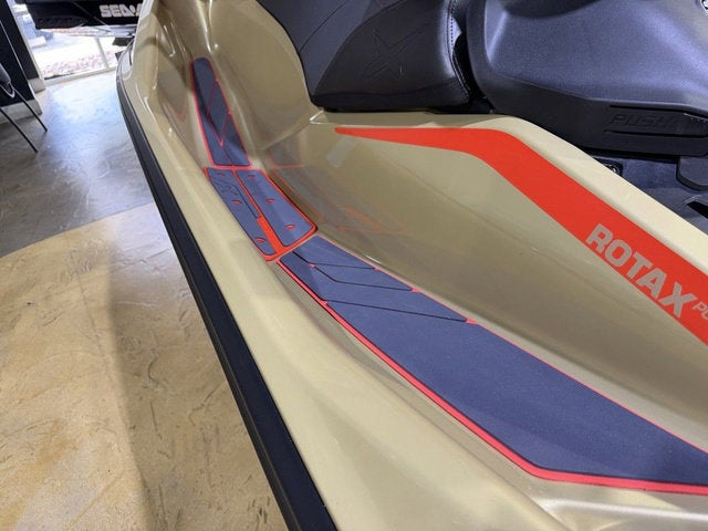 2025 Sea-Doo RXP-X 325 Ibr Metallic Tan / Lava Red Premium Base
