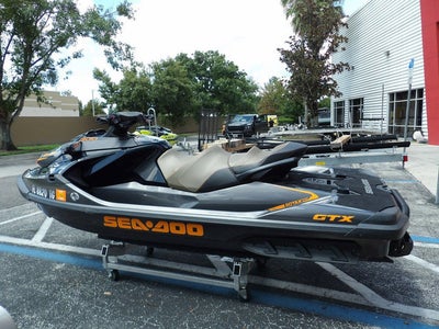 2022 Sea-Doo GTX 300 Ibr Base