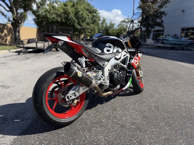 2016 Aprilia Tuono V4 1100 FACTORY