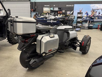 2025 Can-Am Canyon? XT