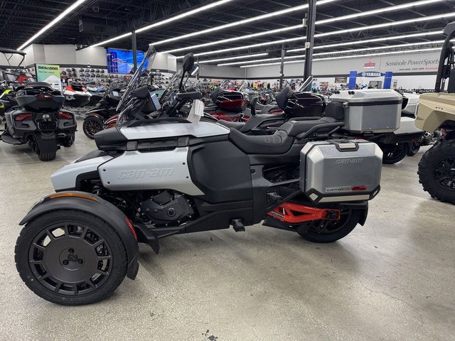 2025 Can-Am Canyon? XT