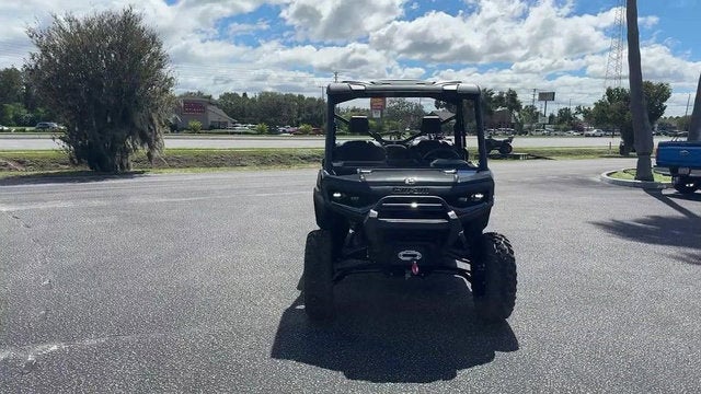 2026 Can-Am Defender XT HD11 With 10.25 in.display Base