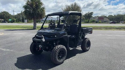 2026 Can-Am Defender XT HD11 With 10.25 in.display Base