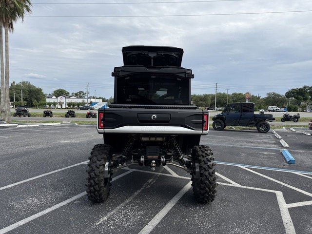 2026 Can-Am Defender MAX Limited HD11 Base
