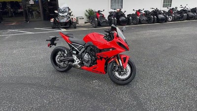 2026 Suzuki GSX-8R Base