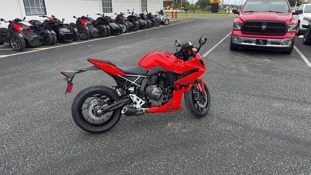2026 Suzuki GSX-8R Base
