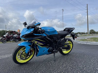 2026 Yamaha YZF-R7 Base