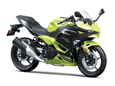 2026 Kawasaki Ninja 500 ABS Metallic Yellowish Green/Ebony Base