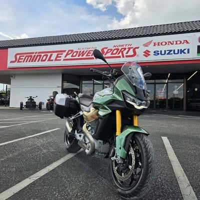 2024 Moto Guzzi V100 Mandello S