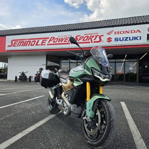 2024 Moto Guzzi V100 Mandello S