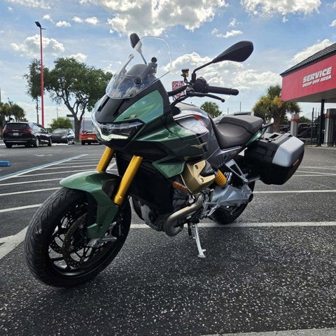 2024 Moto Guzzi V100 Mandello S