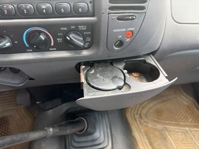 2003 Ford F-150 XL