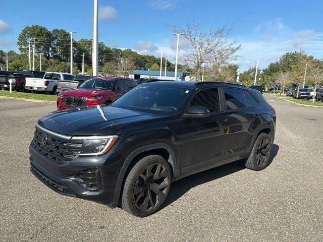 2024 Volkswagen Atlas Cross Sport 2.0T SEL R-Line
