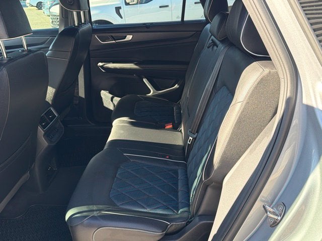 2026 Volkswagen Atlas Cross Sport SEL Premium R-Line