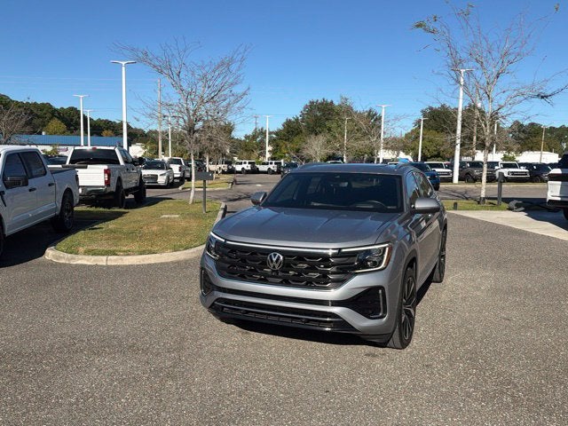 2026 Volkswagen Atlas Cross Sport SEL Premium R-Line
