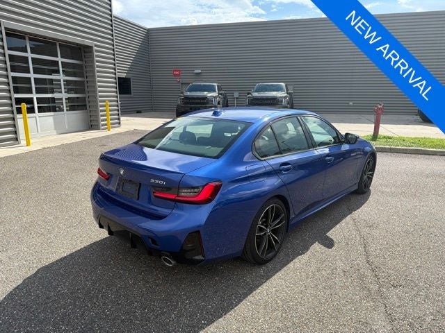 2023 BMW 3 Series 330i