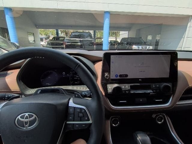 2025 Toyota Grand Highlander Platinum