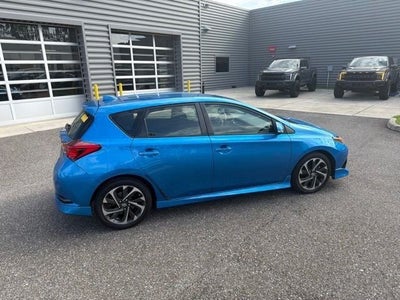 2016 Scion iM Base