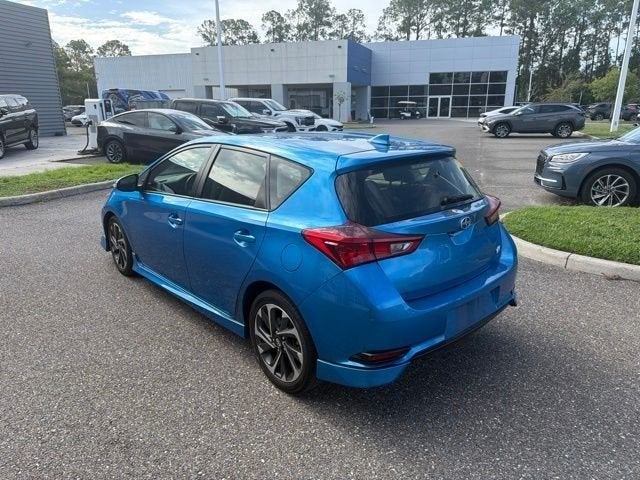 2016 Scion iM Base